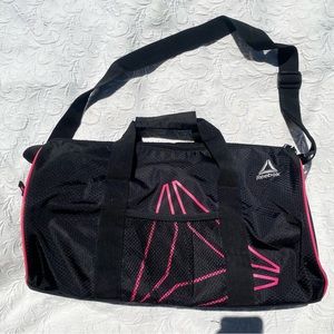 Black and hot pink Reebok bag